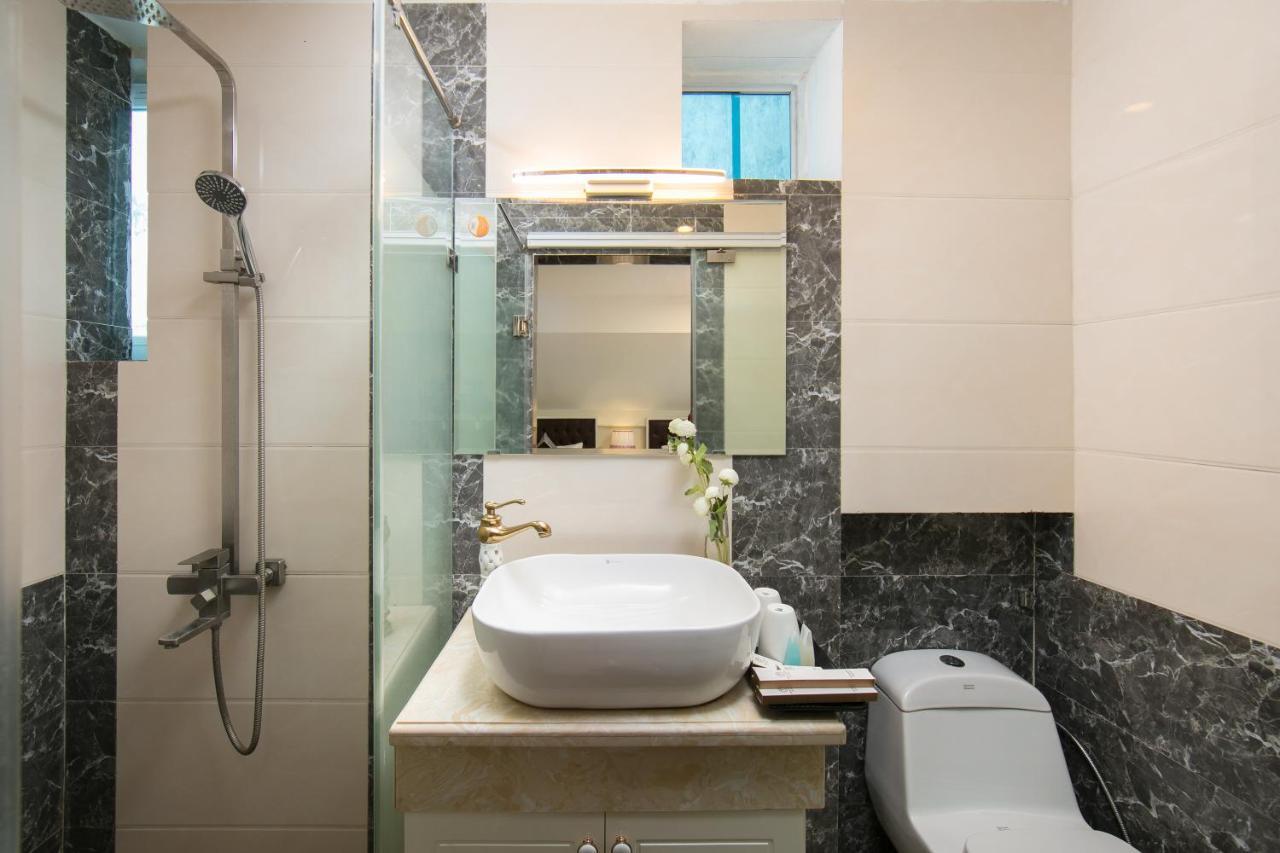 Trangtrang Premium Hotel & Sky Bar Hanoï Extérieur photo