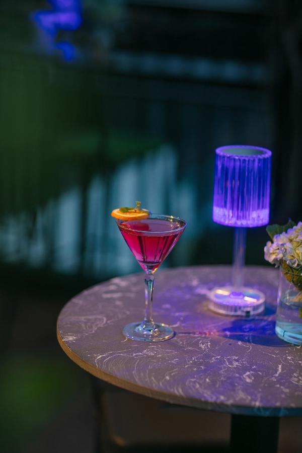 Trangtrang Premium Hotel & Sky Bar Hanoï Extérieur photo