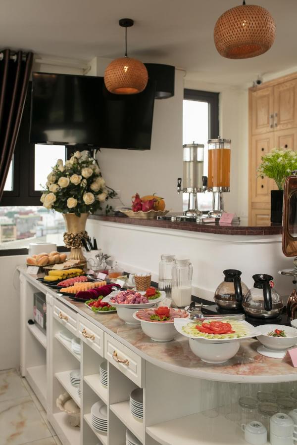 Trangtrang Premium Hotel & Sky Bar Hanoï Extérieur photo